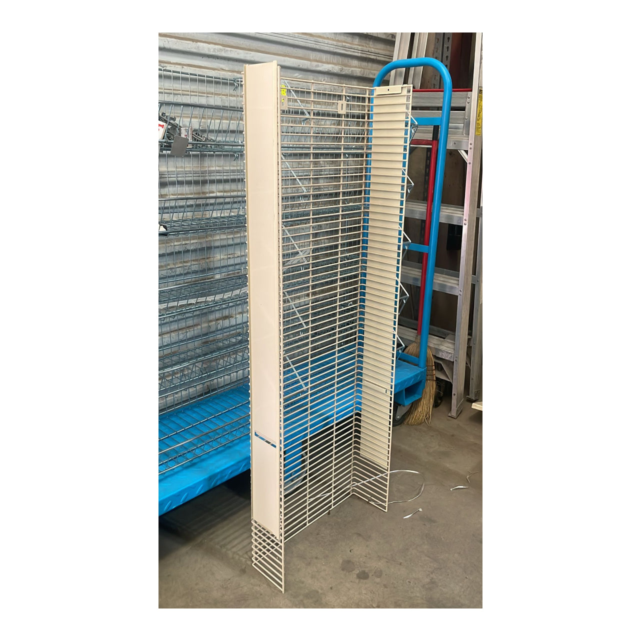 Retail Display - Beige